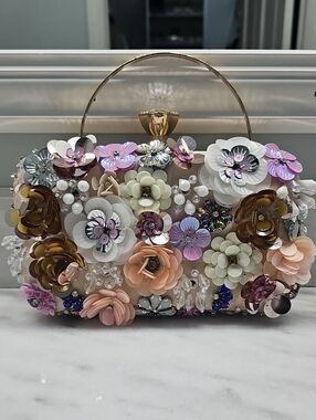 Kelly & Katie 3D Floral Embellished Evening Clutch - Pastel Multicolor